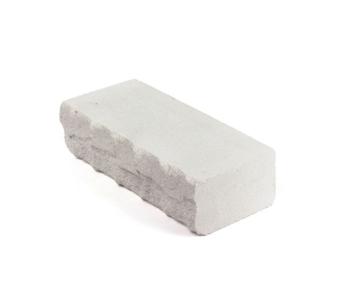 Облицовочные силикатные полнотелые рельефные кирпичи в Новополоцке